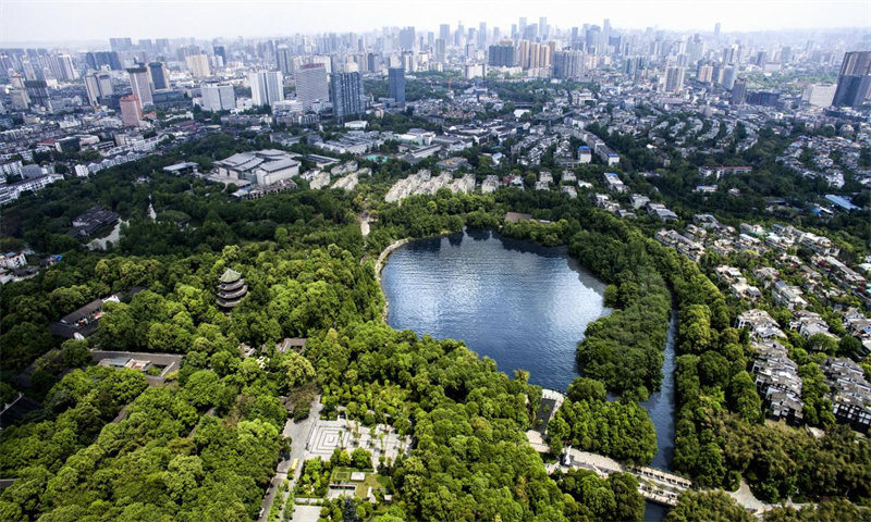 成都市浣花国际商务区盛大开幕，引领商务办公新潮流