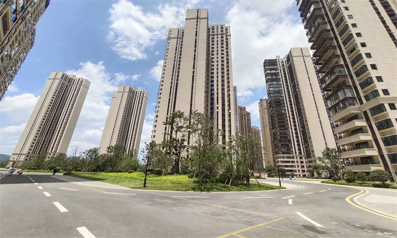 绿地国际花都星逸